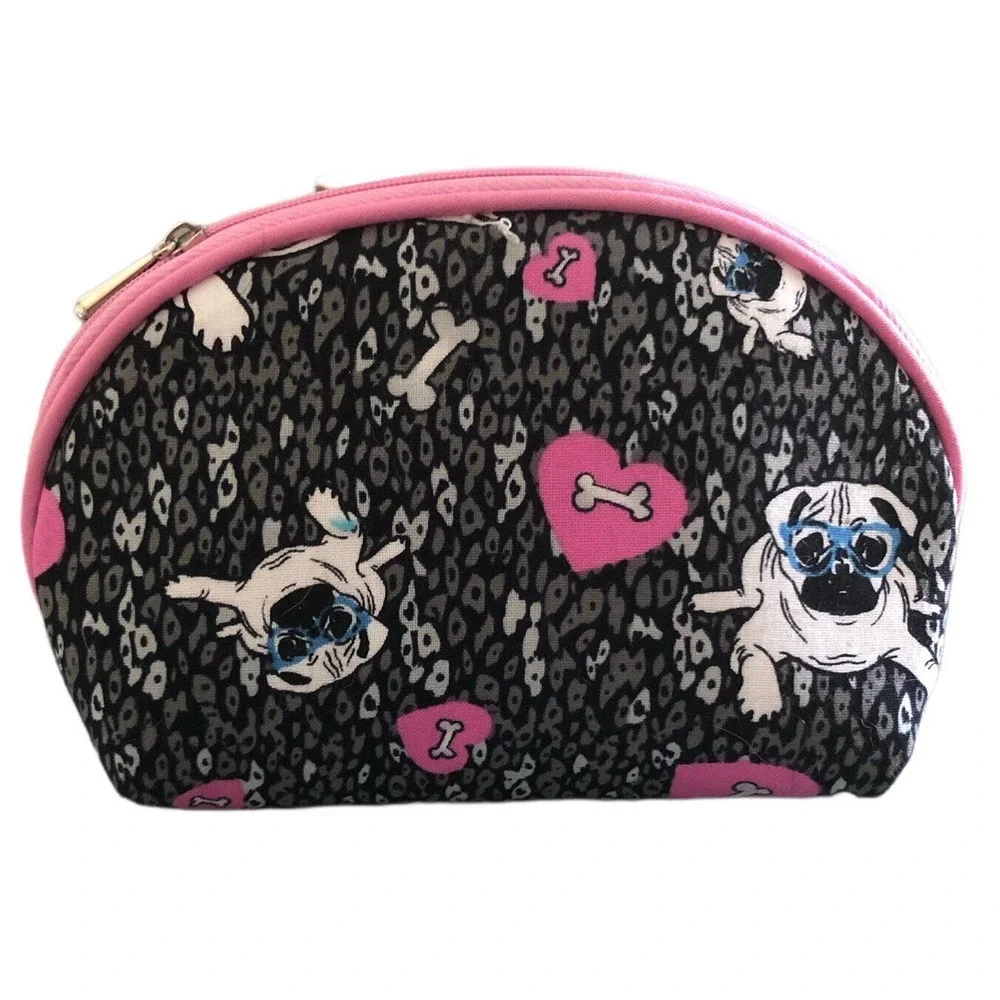 NEW Enchante Accessories Pug In Glasses Dog Themed Cosmetic Makeup Travel Bag